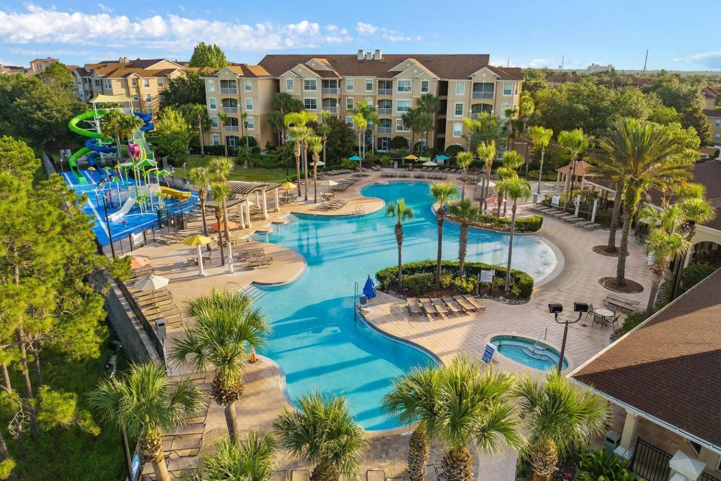 Apartment Luxury 3br Retreat